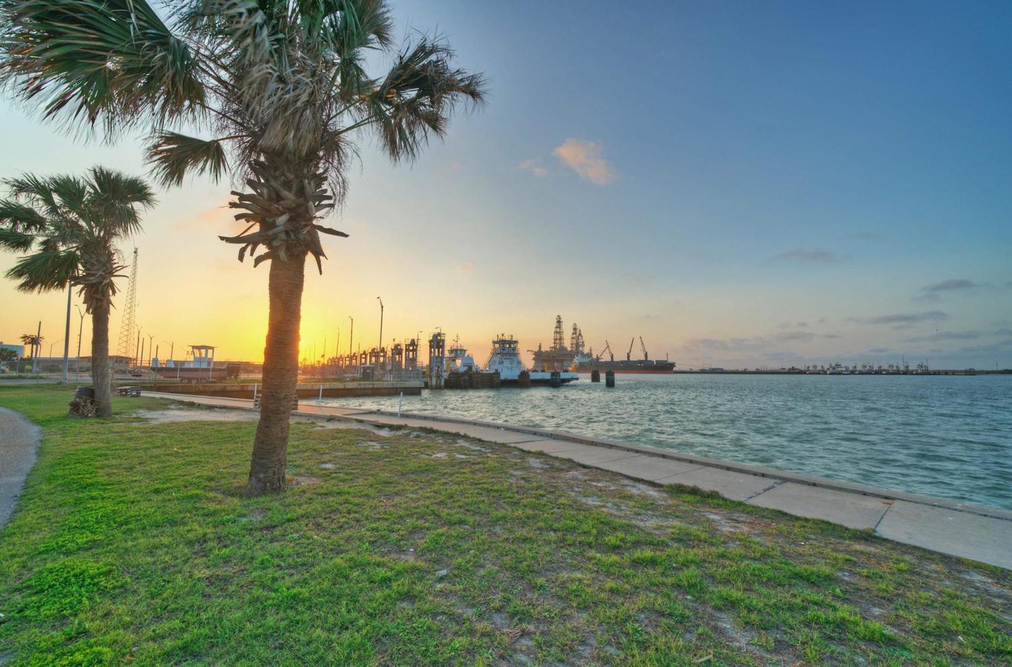 Salt Sun By Avantstay Beach Access Pool Port Aransas Exteriör bild